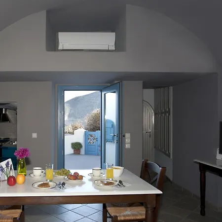 Semeli Cave House בית נופש *